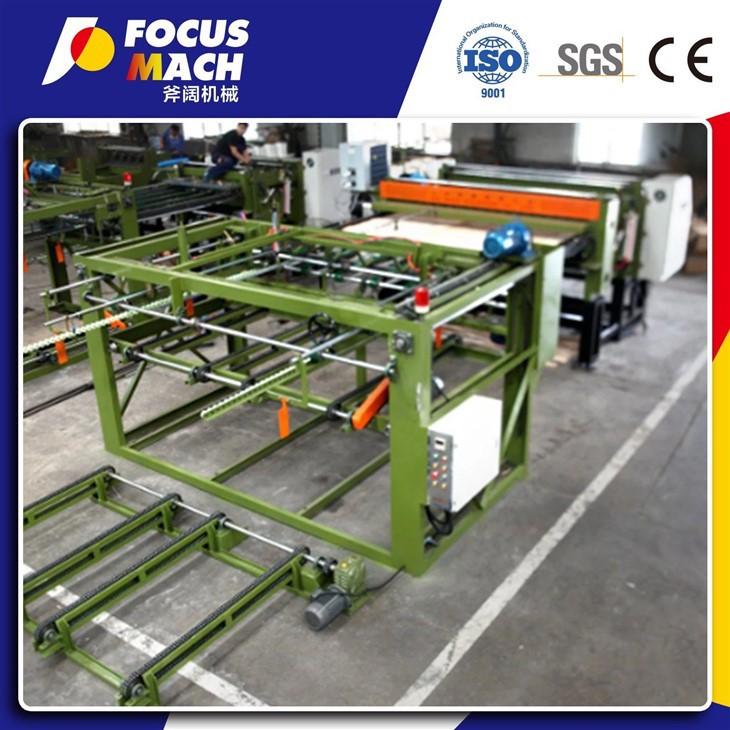 PLYWOOD FACE VENEER COMPOSING MACHINE